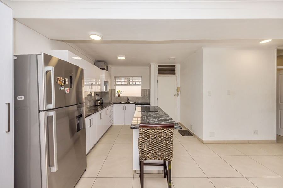To Let 2 Bedroom Property for Rent in Rondebosch Western Cape